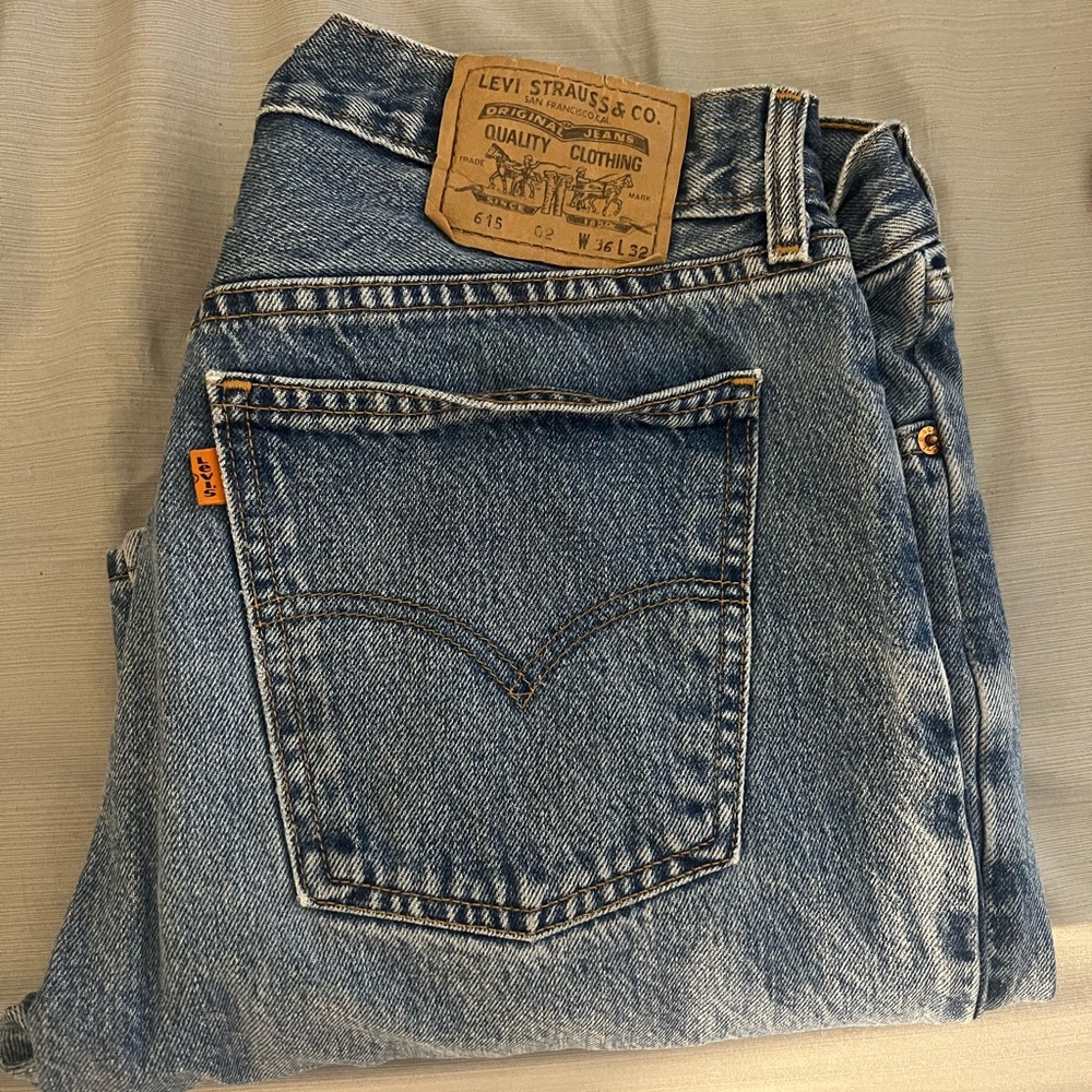 Levi's Blue Straight Jeans with Classic Distressed Look 36/32